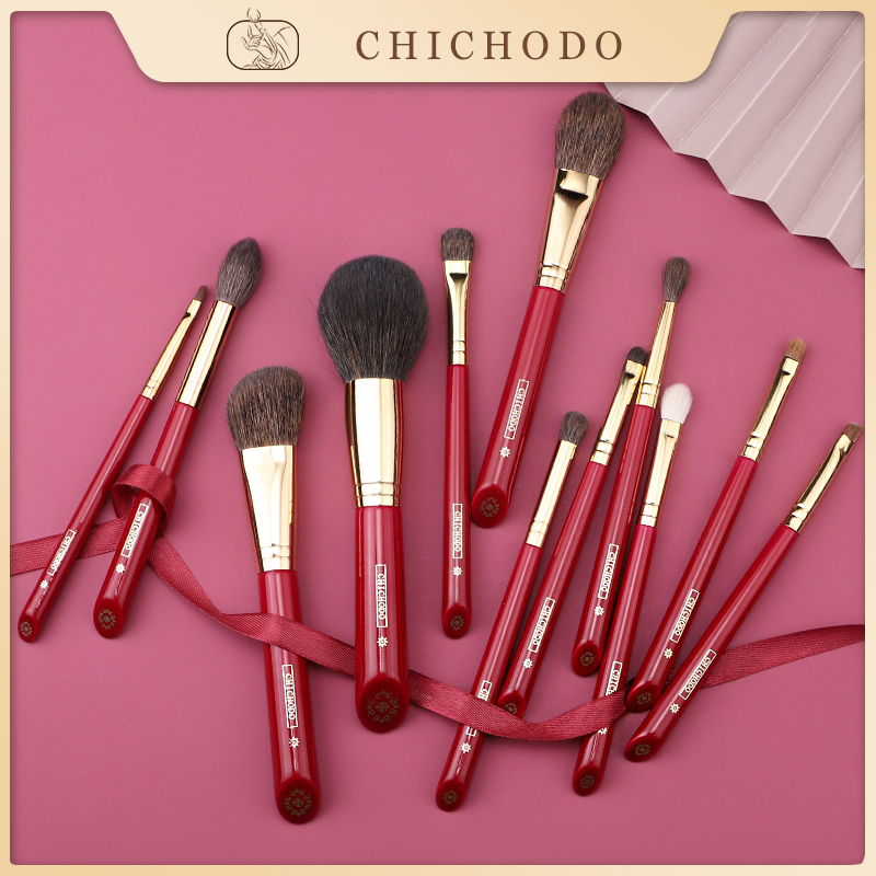 Luxury Skincare And Makeup Brands - CHICHODO แปรงแต่งหน้าสุดหรู แปรงแต่งหน้าขนสัตว์ทุกชนิด แปรงแต่งหน้ามืออาชีพ แปรงแต่งหน้าคุณภาพสูง นุ่ม